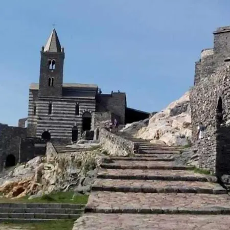 Il Quadrifoglio Гостьовий будинок Ла-Спеція